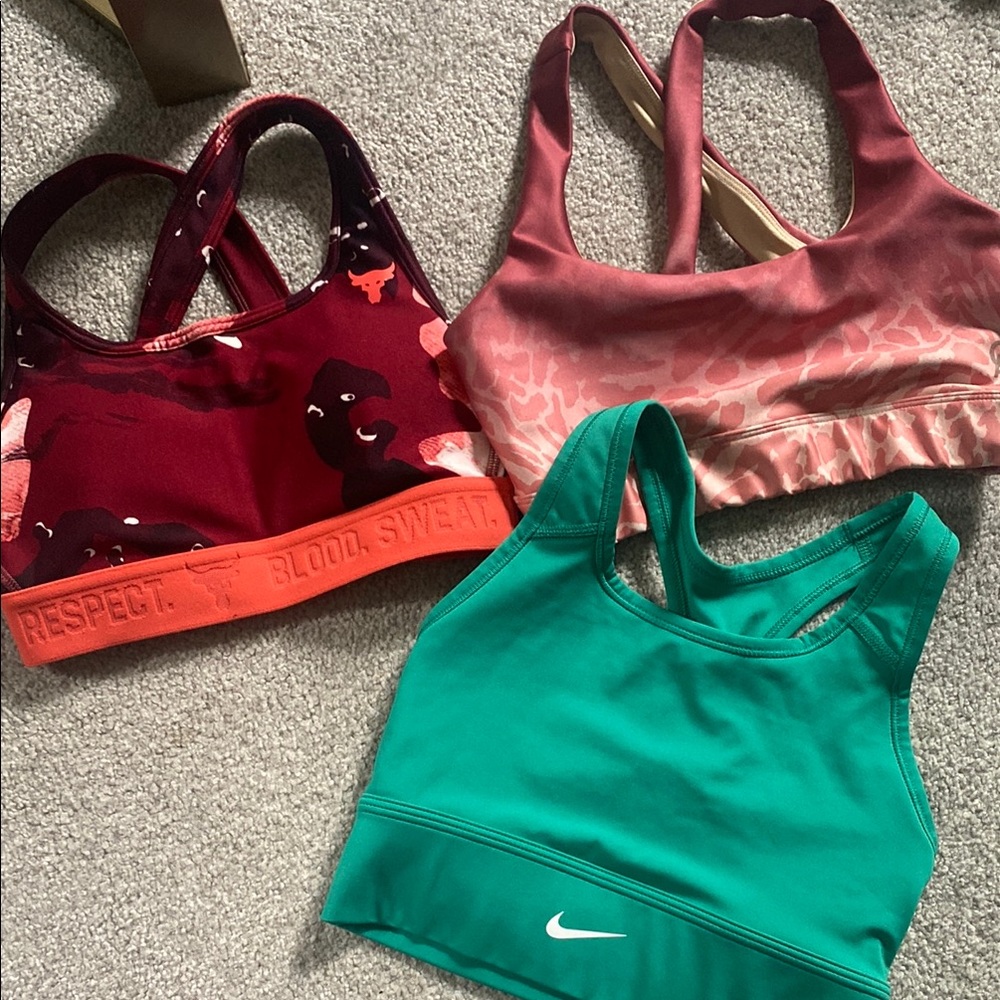 Good American, Nike, UA sports bras - all like news!